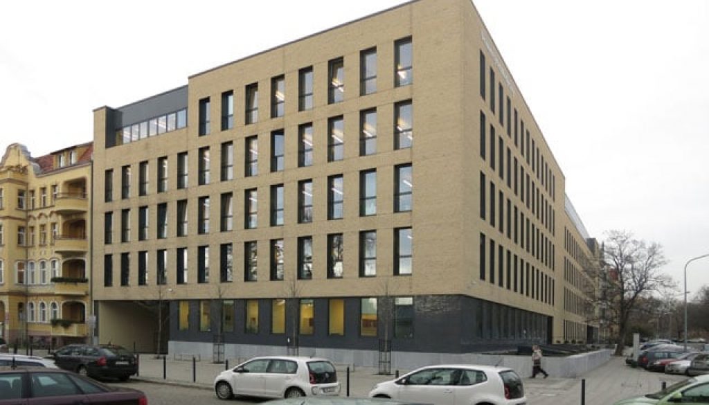 Studienzentrum-Und-Bibliothek-Der-Technischen-Universitaet-Breslau_Friedemann-Rentsch-Architektur_2